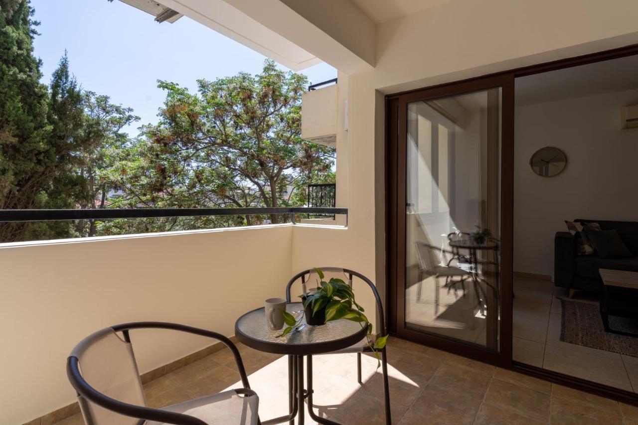 Mia 1-Bedroom Apartment In Larnaca Exterior foto