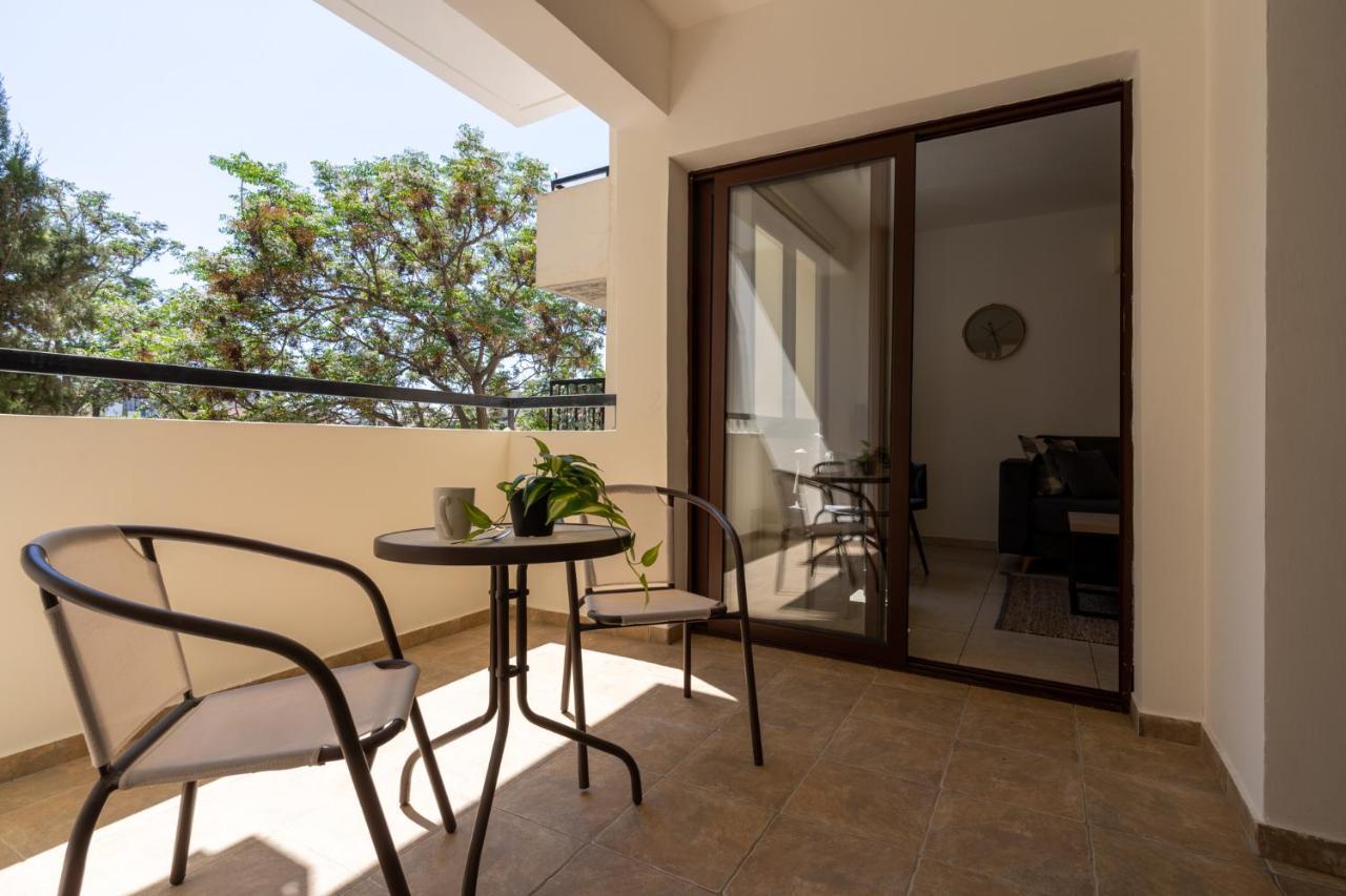 Mia 1-Bedroom Apartment In Larnaca Exterior foto